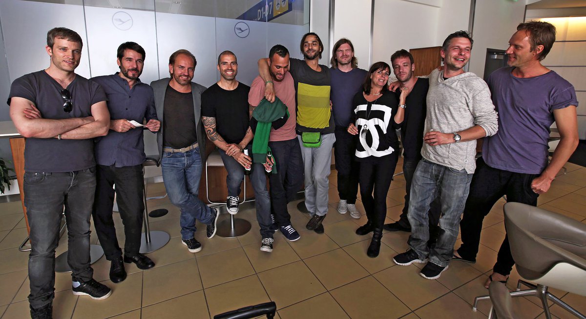 Dug this photo out of the archives today… How many of these lovely people do you recognise? 📸