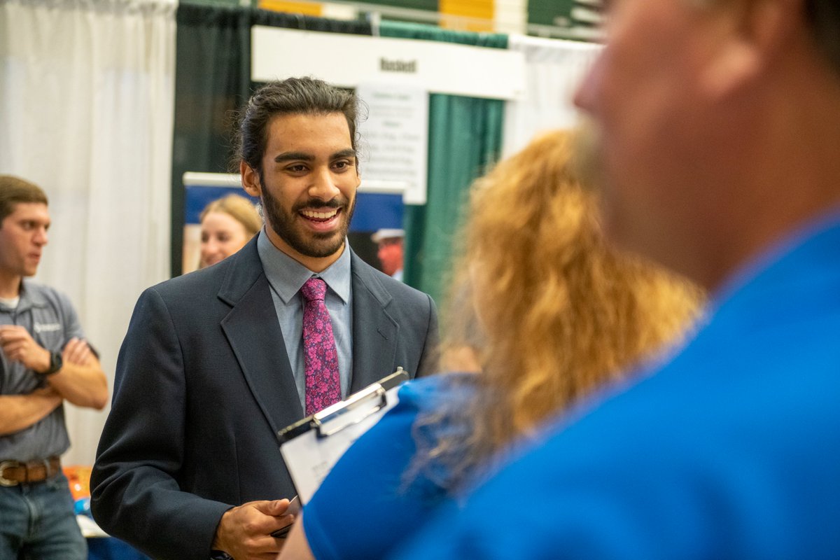 MissouriSandT's tweet photo. 440 employers, hundreds of interviews and thousands of connections. Which offer will you accept? 💼
#FallCareerFair #MinerPride https://t.co/DUzbGK39At