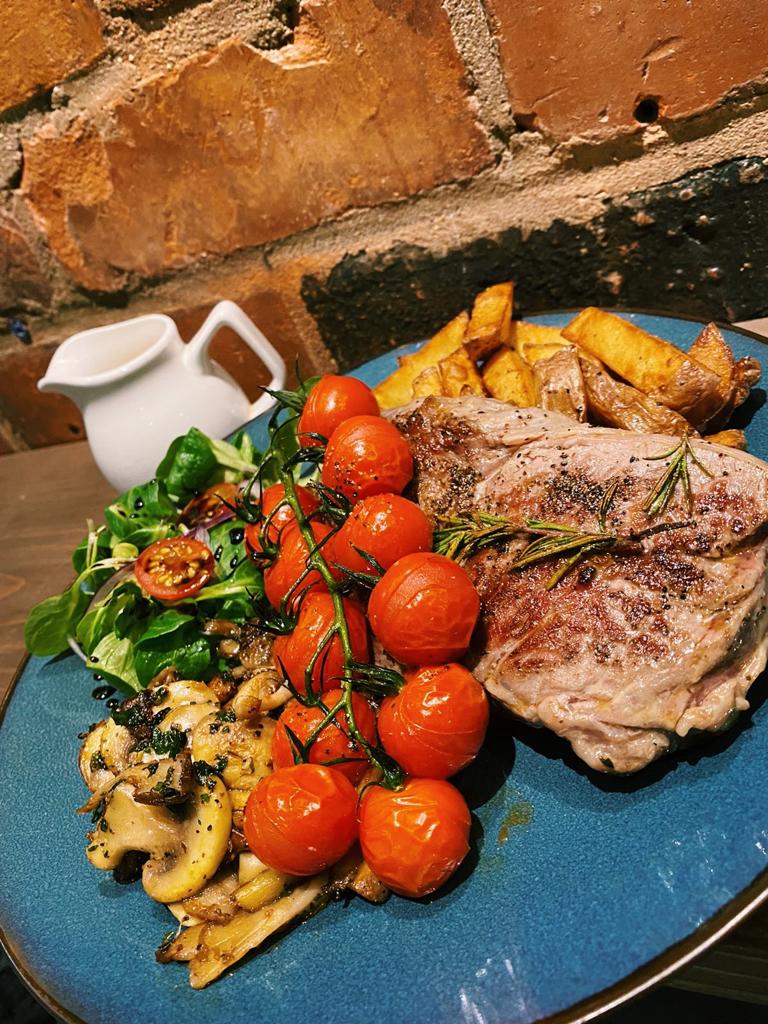 OPEN FROM 5 

It’s grim out there but cosy in here and we’ll cook your tea for ya! 

Give us a message or call us on 01482 442110 to book ☎️