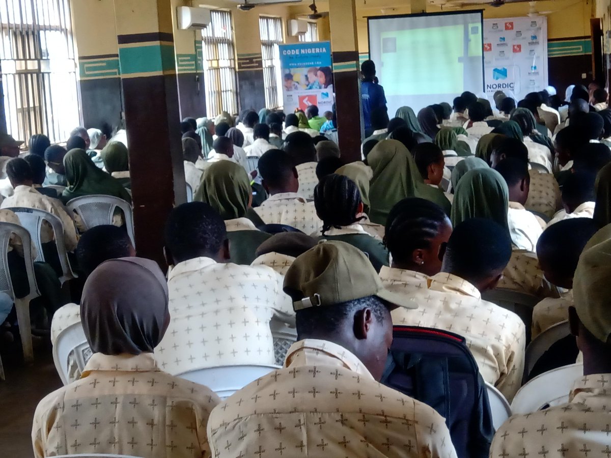 cscodeng's tweet image. We are thrilled beyond words as pupils and students learn Coding &amp;amp; Digital skills for the first time today at our 2022 final regional tour in Lagos at the #CodeNigeria workshop.

Thank you @NordicTweets &amp;amp; @microbit_edu for making this incredible impact possible.🙏 @csfirstlagos