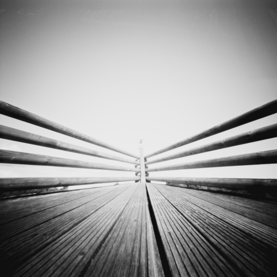 achimanalog's tweet photo. Alle Mann an Deck, Segel setzen!
📷 #RealitySoSubtle 6x6F
🎞 #Fomapan 100
⚗️ Spur Acurol-N
#analogfotografieren #pinhole #pinholephotography #shotonfilm #selfdeveloped #rss6x6f #emden https://t.co/anV9IbKtRq
