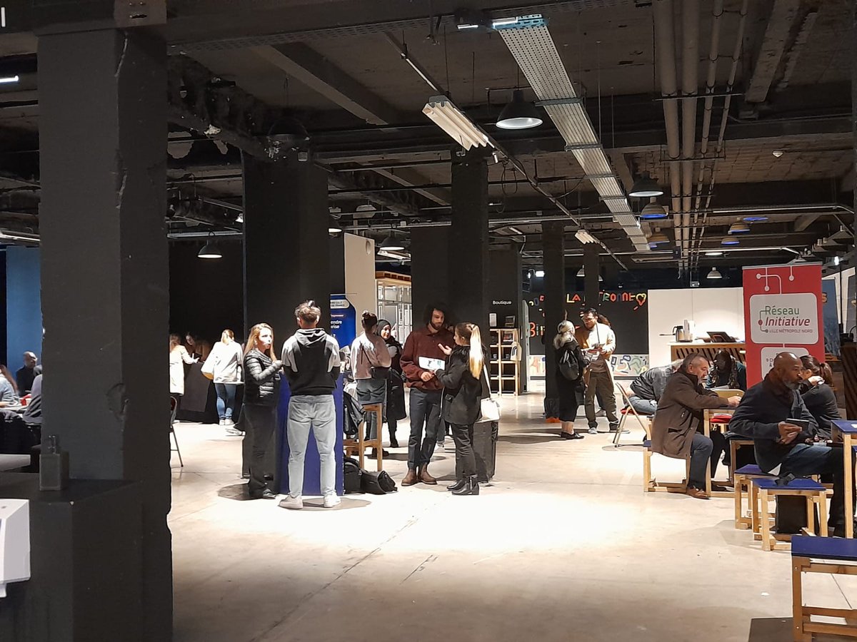 myriam__PE's tweet photo. J5️⃣ #clap 🎬de fin pour le #restart #poleemploi @roubaix avec le speed-meeting à @laCPublique lieu unique qui a enchanté une 40N de futurs #talents roubaisiens 🤩
🔜 suivez leurs réactions! @stephabdelli @Treutenaeres @cyrom1 https://t.co/hZJde5bgbz