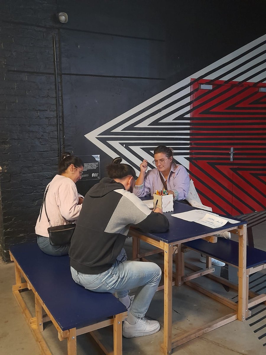 myriam__PE's tweet photo. J5️⃣ #clap 🎬de fin pour le #restart #poleemploi @roubaix avec le speed-meeting à @laCPublique lieu unique qui a enchanté une 40N de futurs #talents roubaisiens 🤩
🔜 suivez leurs réactions! @stephabdelli @Treutenaeres @cyrom1 https://t.co/hZJde5bgbz
