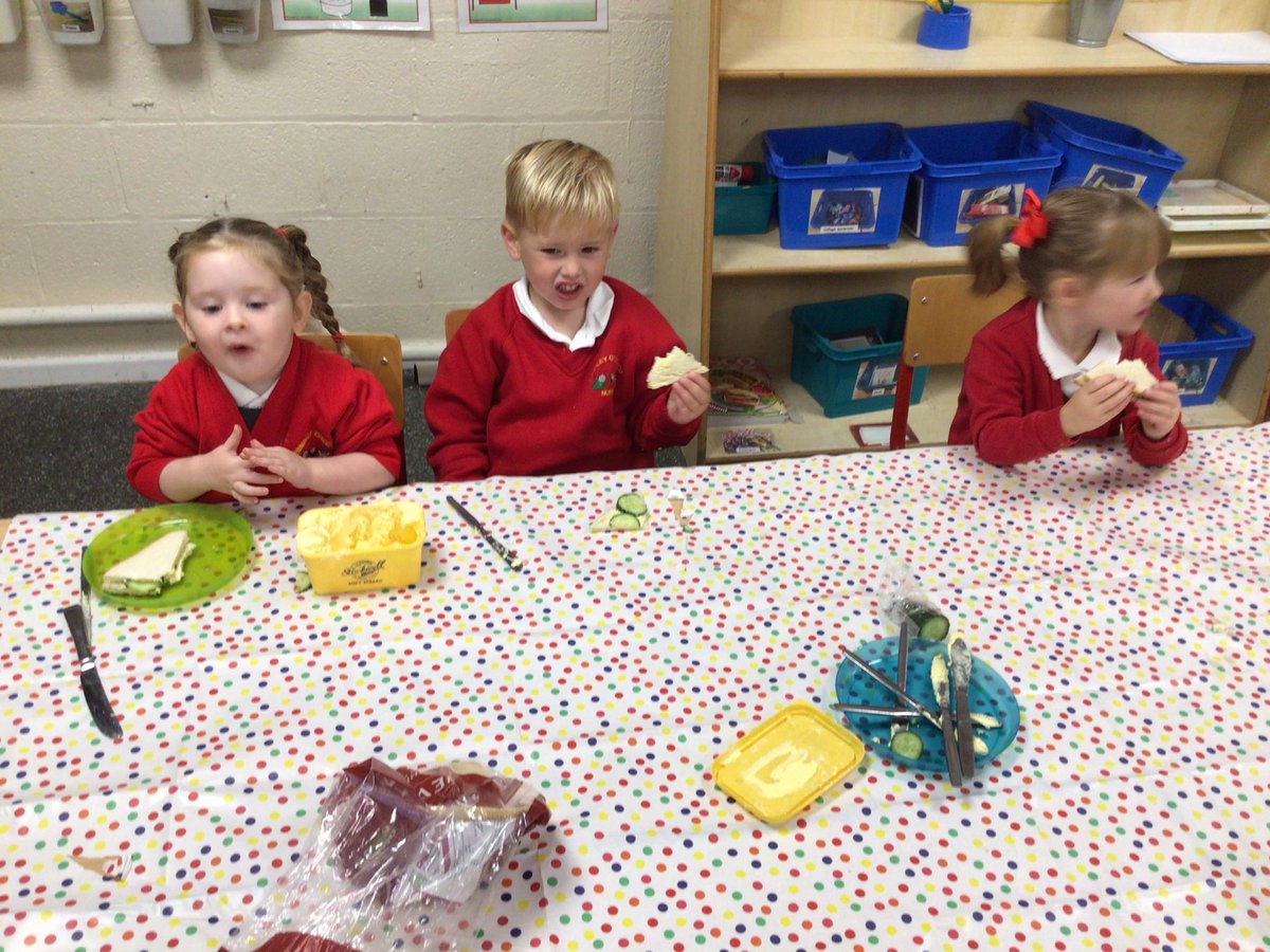 HgcpNursery's tweet photo. Nursery enjoyed preparing and eating an afternoon tea for #BritishFoodFortnight @HGCPSCHOOL @LoveBritishFood #cucumbersandwiches #scones #jam #cream #decafftea #EYFS #tryingnewthings https://t.co/fwqu2RjB4D