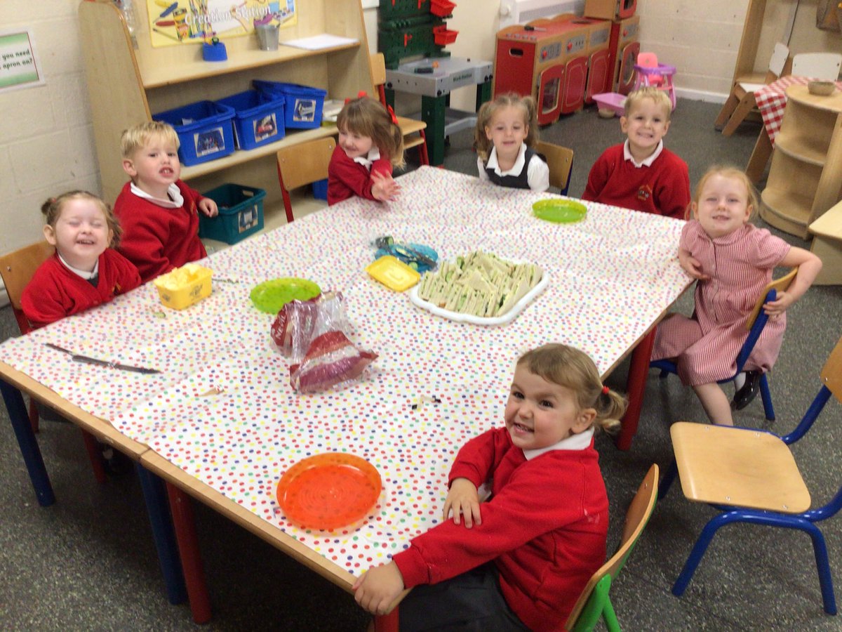 HgcpNursery's tweet photo. Nursery enjoyed preparing and eating an afternoon tea for #BritishFoodFortnight @HGCPSCHOOL @LoveBritishFood #cucumbersandwiches #scones #jam #cream #decafftea #EYFS #tryingnewthings https://t.co/fwqu2RjB4D