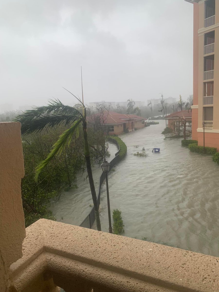 jnd1994's tweet photo. Pictures from right outside our condo and our street/neighborhood 😭😭 #fortmyersbeach #hurricaneian https://t.co/jFugCkMZqf