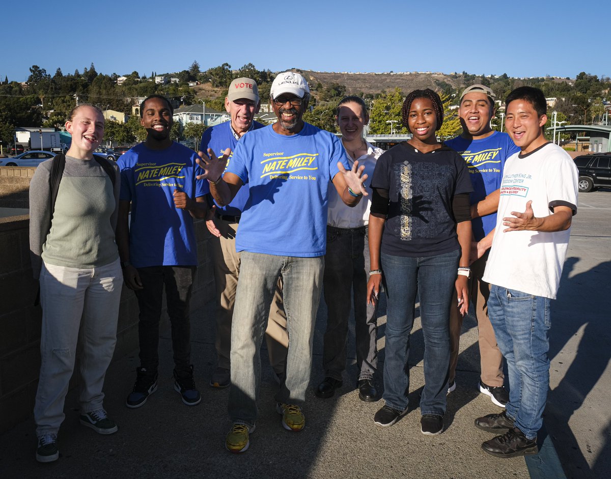 mlkfreedomctr's tweet photo. We are grateful to Alameda County Supervisor @Nate_Miley for organizing the Festival.

#mlkfreedomcenter #socialjusticeeducation #education #oakland #local #civiceducation #intergenerational https://t.co/Wec1iVk6yU