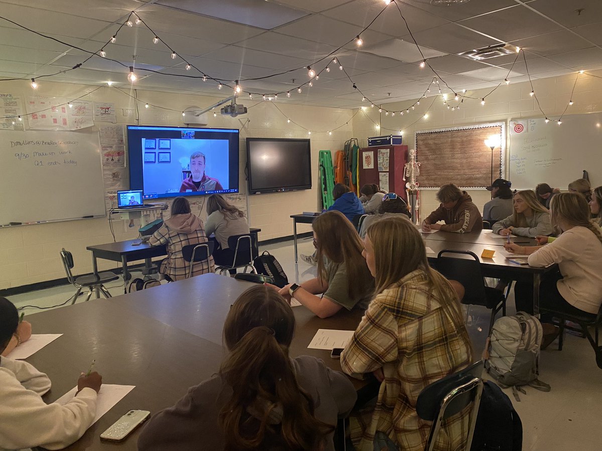 Mullins10Dc's tweet photo. Thank you so much to our September @BradleyCentral Health Science guest speakers! Our students have loved diving into your careers and discovering new opportunities! @ThinkCTE https://t.co/sQWiceln2t