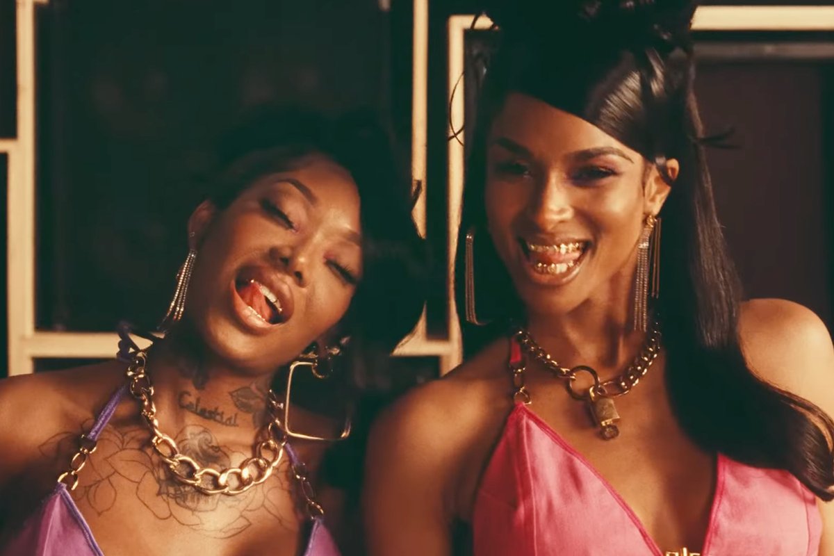 RapUp's tweet photo. Ciara and Summer Walker team up in their new video for "Better Thangs" 💚🧡 https://t.co/wNVGo3pSB1 https://t.co/GS2pfjJSXf