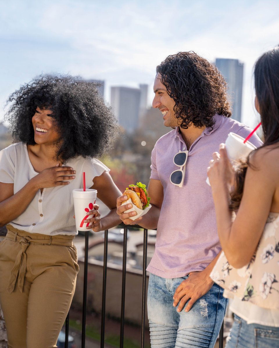 WCW ChickFilA tweet media