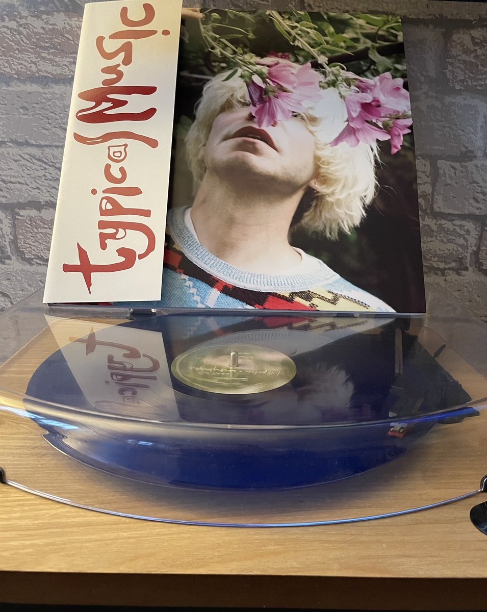 eastwood_lee's tweet photo. Here comes the weekend! Happy Friday all. Listening to this magical piece of work! #typicalmusic @Tim_Burgess https://t.co/AykeORcaVp