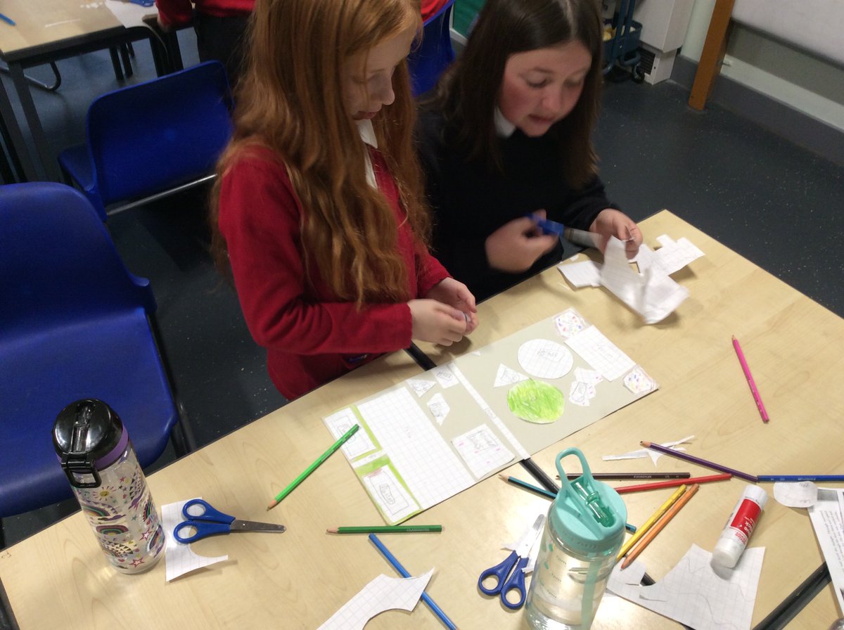 GlencoatsPS_'s tweet photo. As part of #MathsWeekScot P6/7 worked together in groups to complete the ‘I’m a landscape gardener’ challenge. We had to use a ratio, work out specifications and design a garden. Here’s are our results! I’d love my garden to look like any of these!! Brilliant!
#ShowYourWorking https://t.co/pImjBpditB