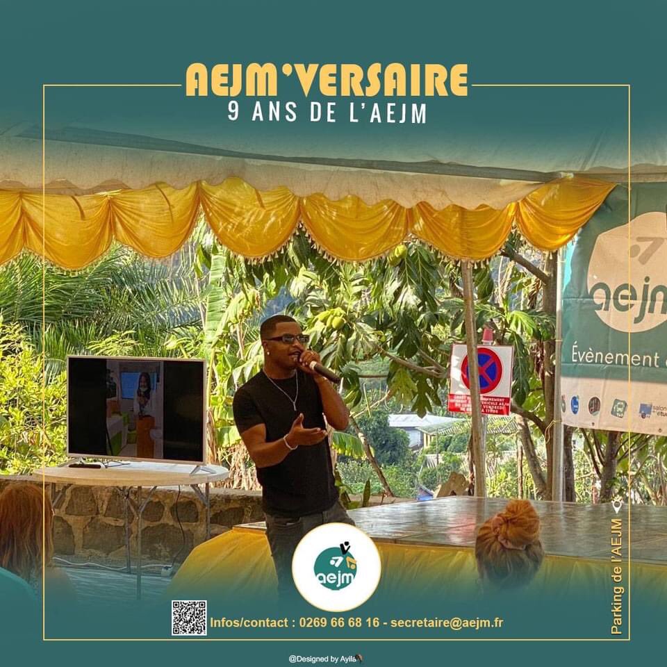 AEJM2013's tweet photo. [AEJM'VERSAIRE]🔥🎉

   La cérémonie fût belle, merci à tous ceux qui ont participé de près ou de loin à son succès. 

Rendez-vous ce soir au MAHABA CLUB pour clôturer la journée en musique avec l'artiste sensey 🤩

#AEJM 
#ANNIVERSSAIRE_AEJM 
#JEUNESSEMAYOTTE https://t.co/ePUZwzLWTZ