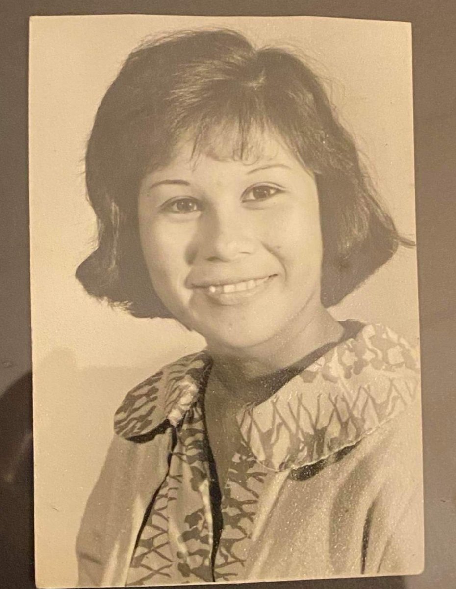 _linainverse's tweet photo. today is orange shirt day, a day of rememberance for residential school survivors. my grandma survived a residential school so i wear orange for her and the other indigenous children who didnt get to come home. id love to see orange shirts today from my community🧡 https://t.co/ofMWpZkAuq