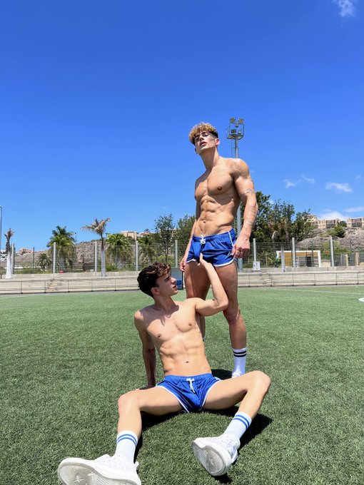 I think 💭 my bf wants something 😏 should I give it to him? 😈 https://t.co/fwow8ZH211<a href="/tag/sweet"class="tags"><span>#sweet</span></a><a href="/tag/sins"class="tags"><span>#sins</span></a>