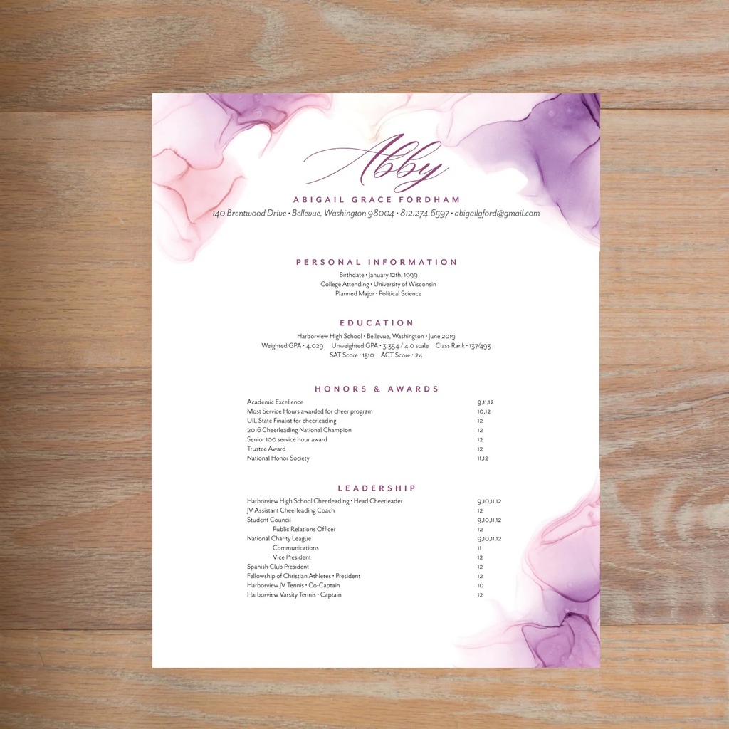 Our blank personal letterhead is ideal for sorority recruitment! Find your favorite design and make it your own. 💜⁠
⁠
Featured: Sorority Recruitment Resume / Lilac Wash | sororitypackets.com