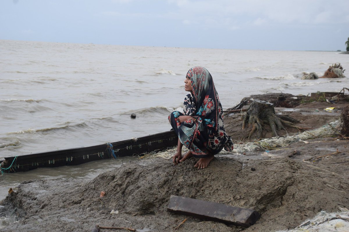 'I lost everything here. Where will I live now? How to make a living?''

These are the words of Fuljan Bibi, 60, after losing her home.The coastal village of Kalkini, #Bangladesh.

PC: @ri_montu 

#LossAndDamageFinanceNow ‼️
#BangladeshAlreadySuffering 
#SaveFutureBangladesh