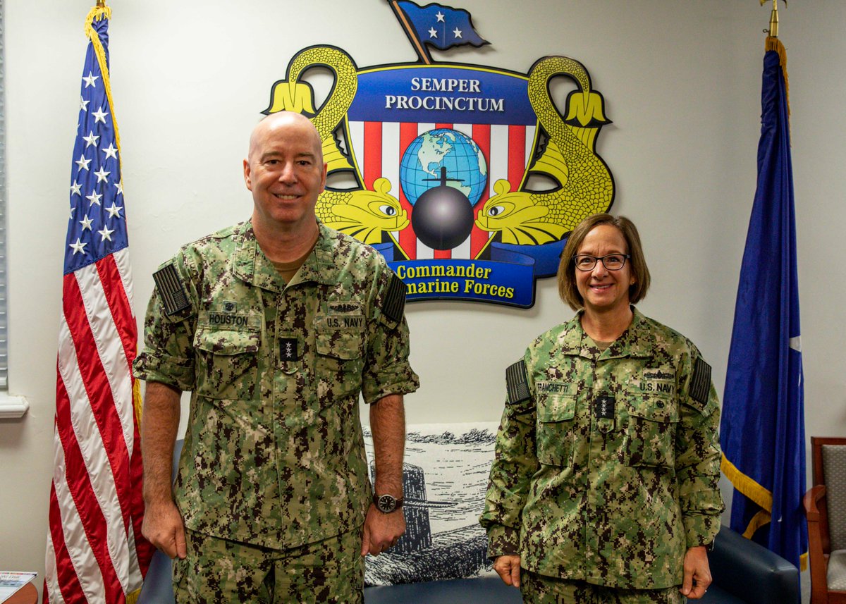 Today, Vice Chief of Naval Operations Adm. Lisa Franchetti visited Submarine Force Atlantic onboard Naval Support Activity Hampton Roads and spoke with Vice Adm. William Houston, commander, Submarine Forces. #USNavy #SubmarineForce