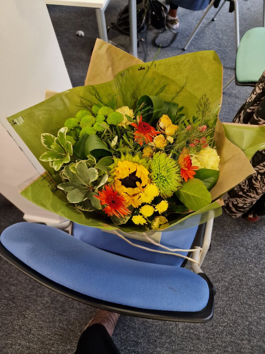 samirabhac's tweet photo. Our coffee morning today was bit emotional our friend/sister/Coordinator @SarahSauchelli was her last day she's going to be missed greatly but promised to be in touch. Goodluck Sarah. Our topic was menopause a topic that's not talked about in our communities. @KosarZahra https://t.co/hAf6qwKECS