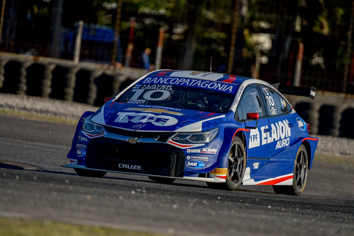 Gran cierre de día viernes en Buenos Aires 💪🏽🔝

P1 para el binomio <a href="/BerniLlaver/">Berni Llaver</a> / <a href="/Santi_Urrutia/">Santiago Urrutia</a> y P2 para la dupla <a href="/AgustinCanapino/">Agustín Canapino 🇦🇷</a> / <a href="/chledesmaok/">C H R I S T I A N . L E D E S M A</a>  🏁💯

<a href="/ChevroletArg/">Chevrolet Argentina</a> | <a href="/YPFoficial/">ypfoficial</a> | <a href="/Banco_Patagonia/">Banco Patagonia</a>