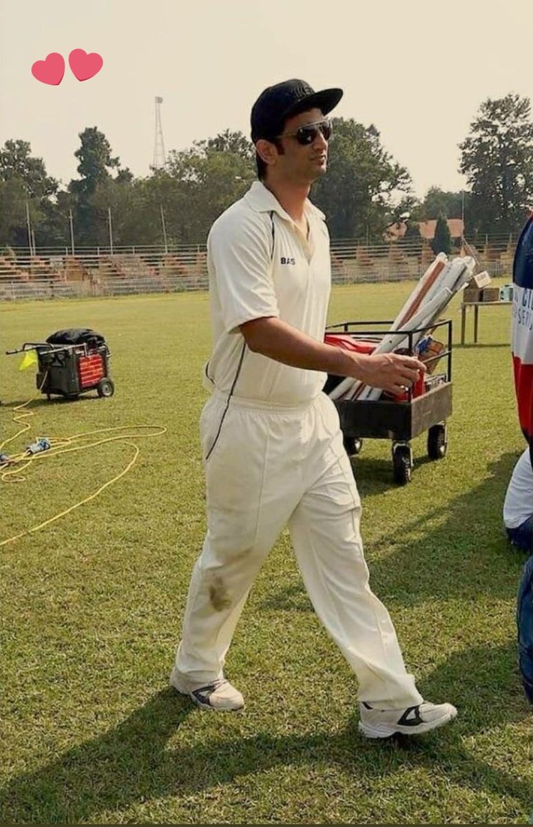 KachruRachna's tweet photo. @PHOENIX21PHOTON WOW what am amazing thread dear๐๐ผ
The iconic portrayal of Mahender Singh Dhoni by #SushantSinghRajput๐ต in the blockbuster biopic M.S. Dhoni: The Untold Story,was just spectacular ๐ซ๐ฆ
Sushant Became Dhoni ๐๐ฏ
#6YearsOfSSRAsDhoni
#6YearsOfMSDhoniTheUntoldStory https://t.co/v3kjkAF5l5