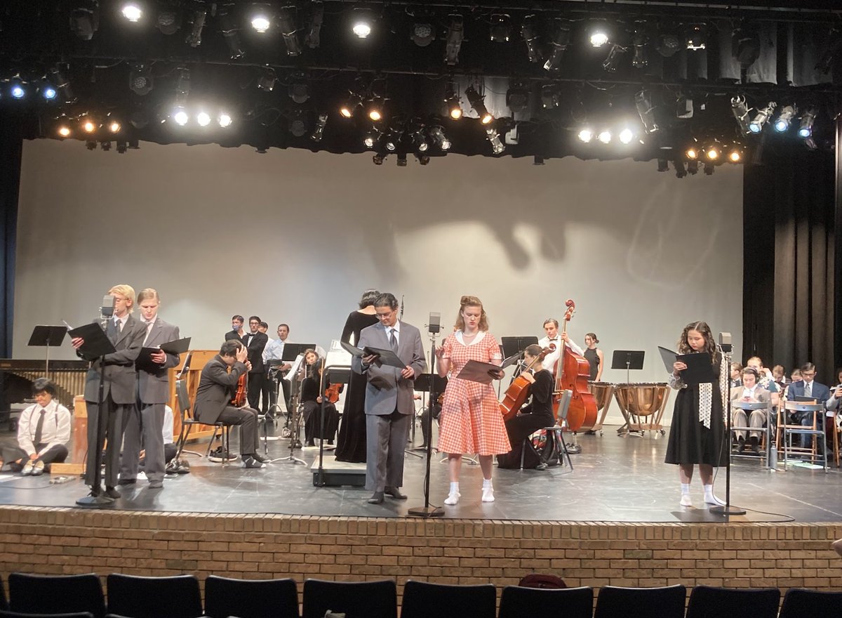 NapervilleNPAC's tweet photo. This year's Radio Play opens in just 24 Hours! Buy your tickets at https://t.co/zIGZS8KCi1 and come see this fantastic cast, crew and pit tell the story of "Cosmonautica".
#driventoperform #radioplay #hstheatre https://t.co/DmGWbCaRGQ