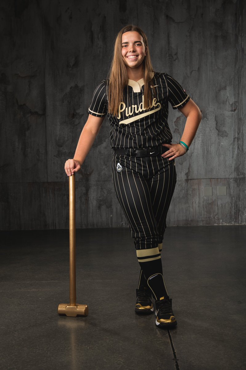 Chamberlin2024's tweet photo. Last week’s official to @PurdueSoftball was awesome &amp; these pics just arrived today, thank you @CoachBooSBCamps @PurdueCoachD @CoachMFrezzotti for all the time you spent with us, we had an amazing time #boilerup @Turnin2Pezz @CollegeBDJocks @EVGvikings https://t.co/qr3aEaiBOT