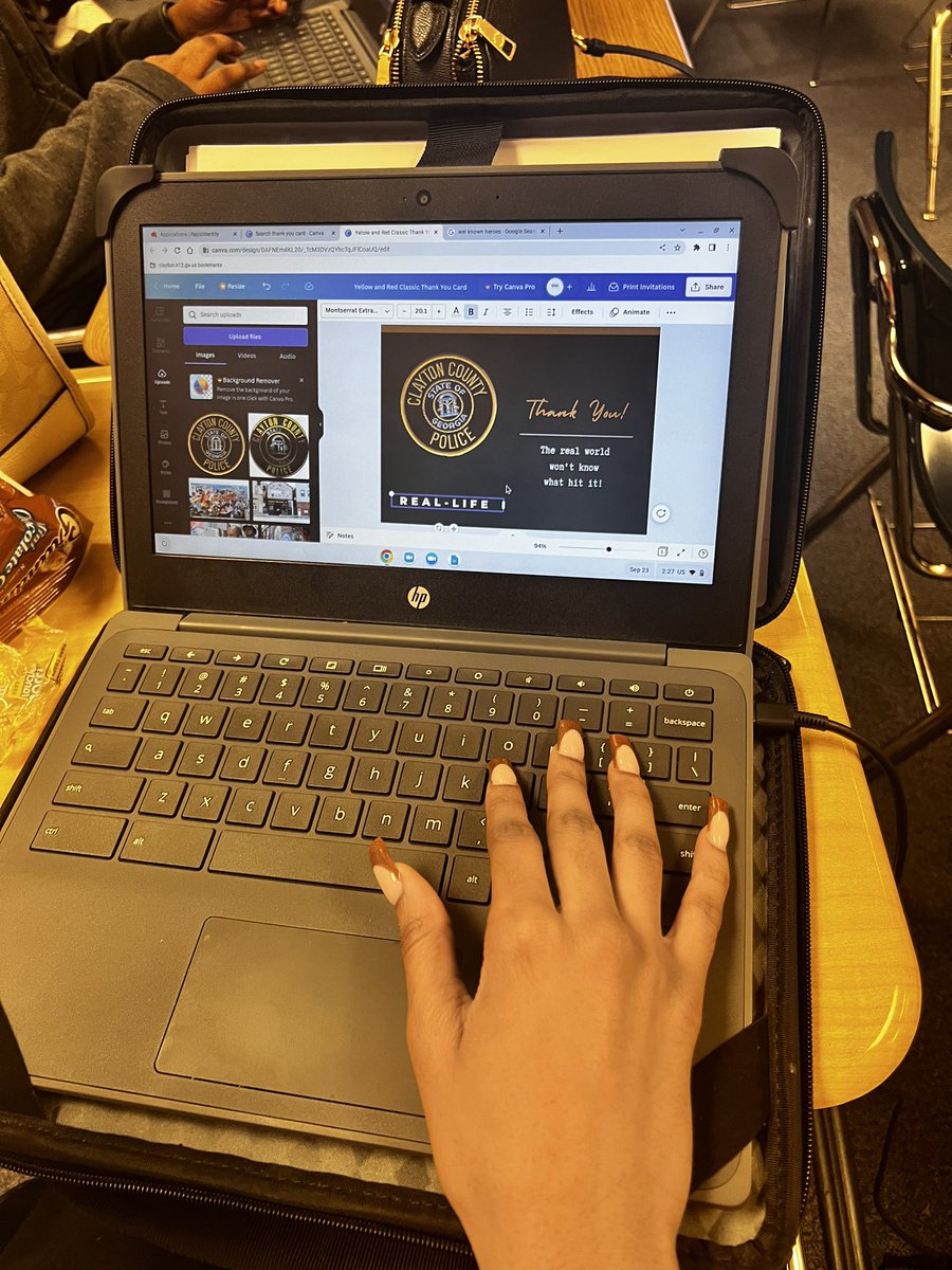 FBLAMMHS's tweet photo. Mundy’s Mill High School FBLA creating thank you cards to local firefighters, police officers, and EMT’s. 
#gafblaservicechallenge @georgiafbla https://t.co/V4mTn9N1G1