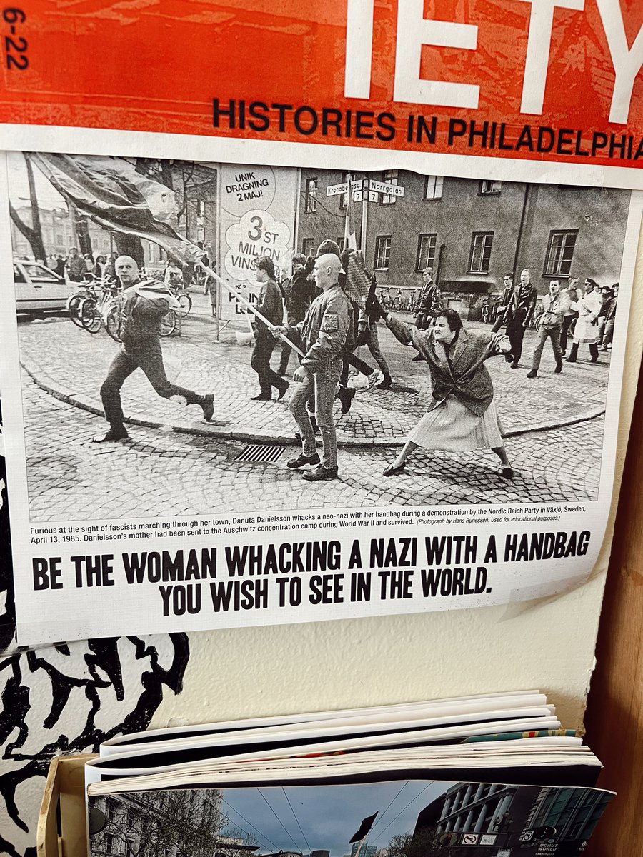 MollyCrowell's tweet photo. Big idea bookstore https://t.co/e5JbNt8j6u