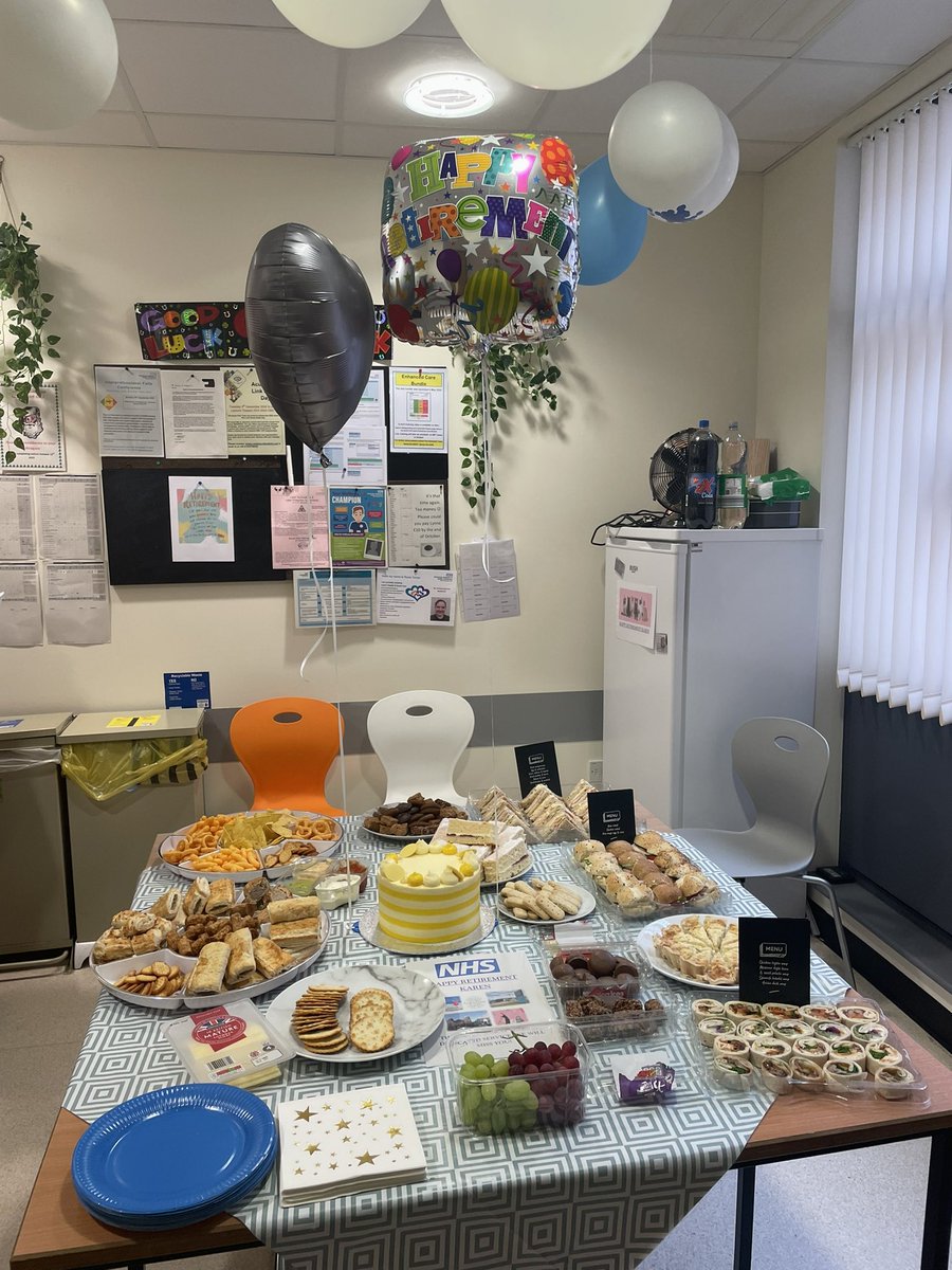 VAKendall14's tweet photo. ✨Here’s to Karen💙Our wonderful housekeeper who signed off today after 3️⃣4️⃣ years in the NHS @UHDBTrust Thank you for running a tight ship🙏Enjoy your retirement🍹we’ll miss you! Love Ward 206 @cbaddeley82 @Emma_L_18 @LauraFlint13 @LynseyHeald @AlisonR01544275 @TeamSurgeryUHDB https://t.co/PlvxaMZk1C