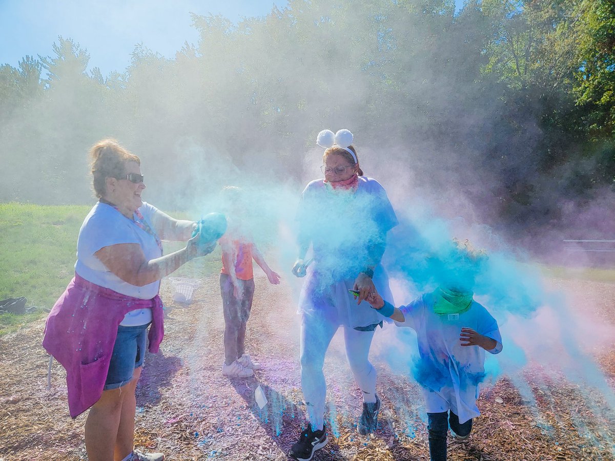 💥$13,345 raised
💥50+ volunteers
💥150 Students
We broke the fundraising record for <a href="/SheldonWoodsWO/">Sheldon Woods Elementary School</a>. 🖤🤍
None of this would be possible without 50+ volunteers invested in their students education.💥🎉🎉 #GoWO