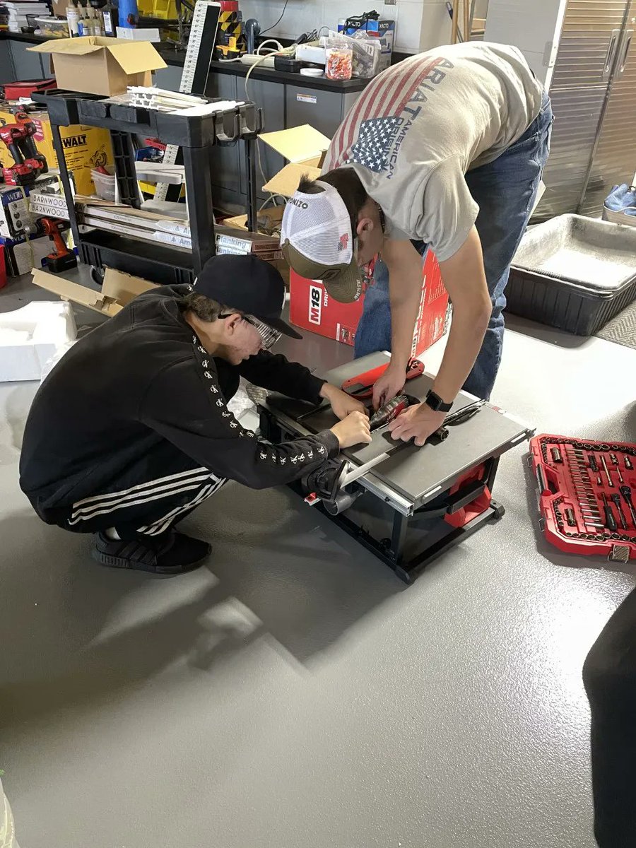 Greenfield_SD's tweet photo. GHS' Career & Tech Education wants to thank Lowe's for a $15,000 grant used to upgrade our programs w/ cordless tools, saws, toolboxes, tool belts, safety equipment, organizers & hand tools to learn techniques for success in skilled trades 1/2 #GreenfieldSD #G21SelfDirectLearning https://t.co/Exm9dWQDaR
