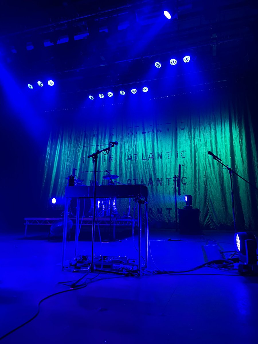 paulaoldfield's tweet photo. @twinatlantic Thank you boys so much for an amazing night, we’ve had a really tough year so far and tonight was just what we needed #free #barrowmusic #lightspeed https://t.co/A7FNiz9Qmw