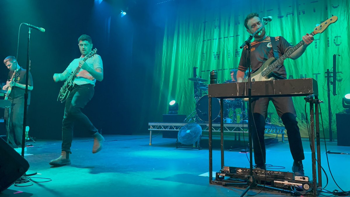 paulaoldfield's tweet photo. @twinatlantic Thank you boys so much for an amazing night, we’ve had a really tough year so far and tonight was just what we needed #free #barrowmusic #lightspeed https://t.co/A7FNiz9Qmw