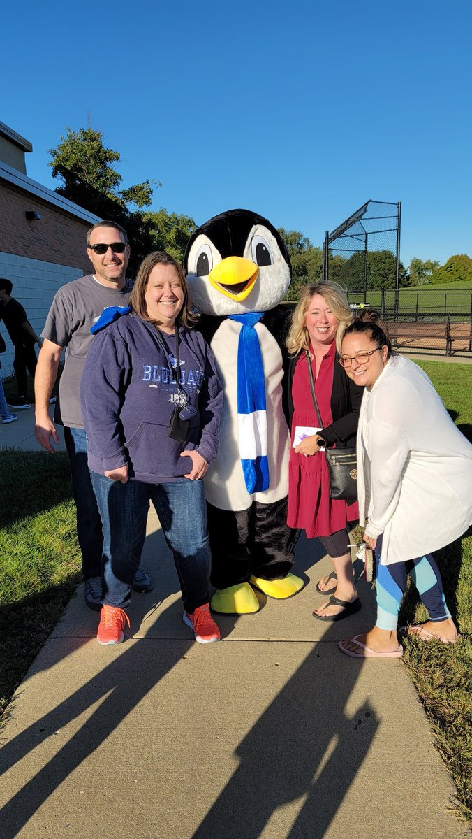 CastlesKinders's tweet photo. Fall Fest fun @D59Byrd 
#TogetherWeCan https://t.co/SZadIpaJsL