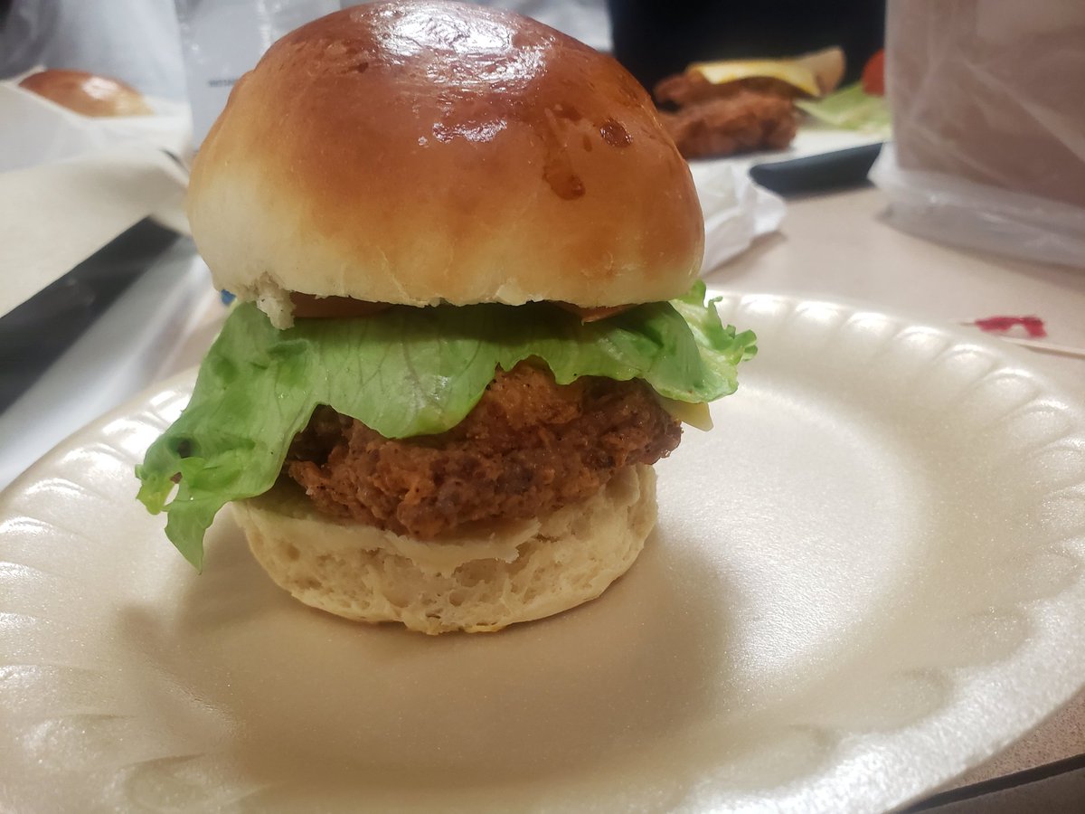I love chicken sandwiches #dcfuture24
<a href="/ms_caffrey/">ms_laura_caffrey</a>