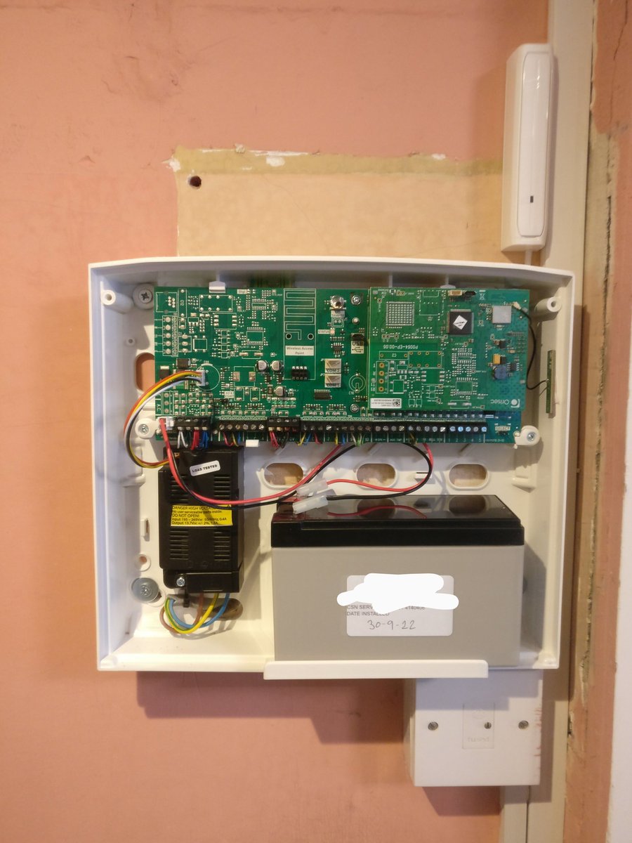 EdwardB33058859's tweet image. This morning&apos;s job. Out with the old, in with the new @OrisecLtd 😎