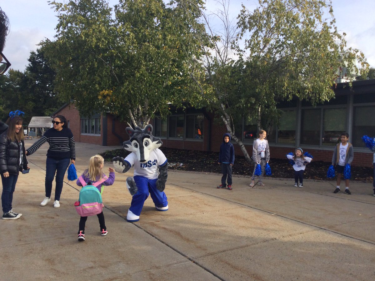 Roaring Brook School tweet media