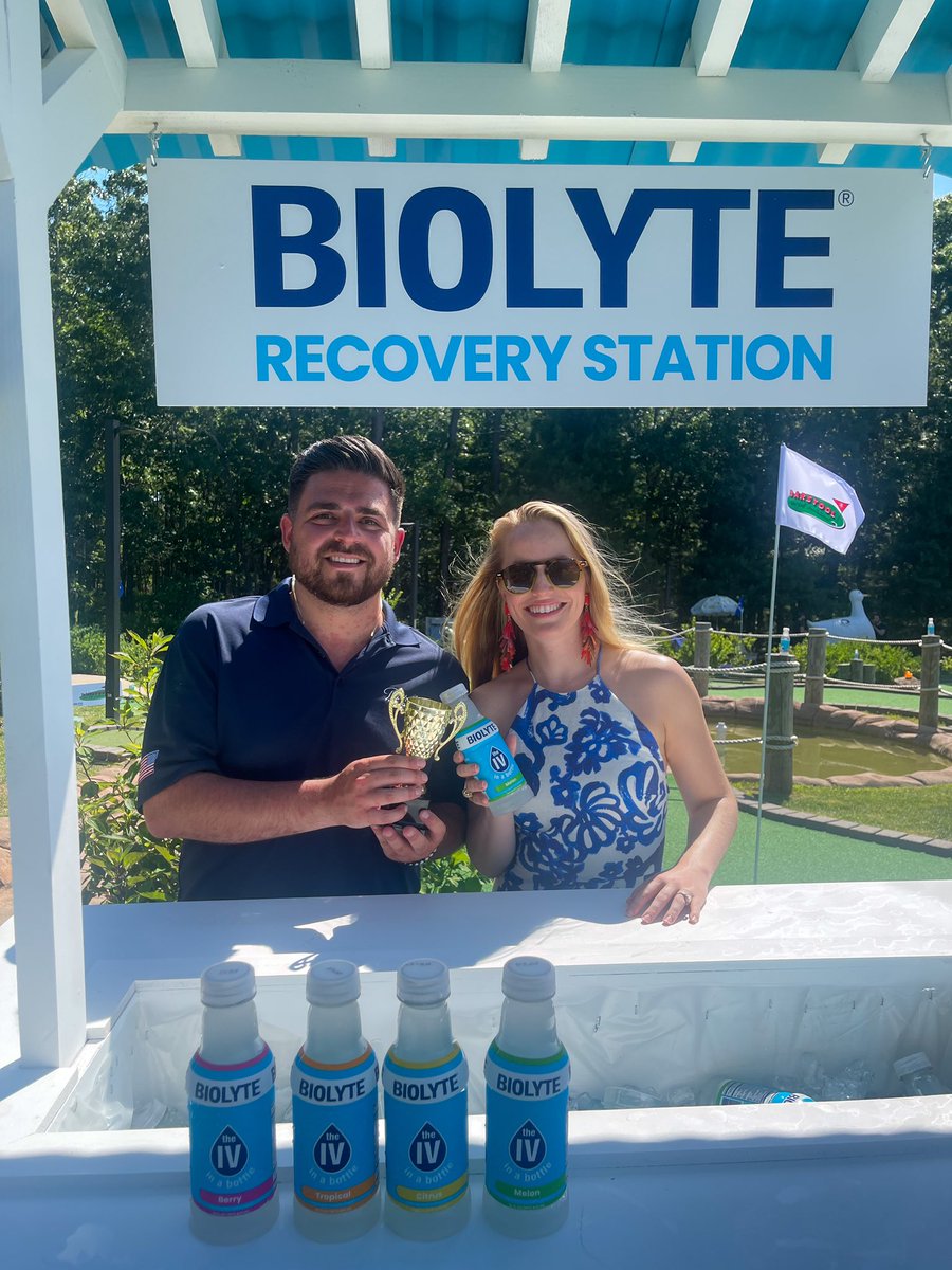 drinkBIOLYTE's tweet photo. Congrats to the 2022 #BarstoolMiniGolf champ @JeffDLowe 🏆💦 https://t.co/in08VbEqgo