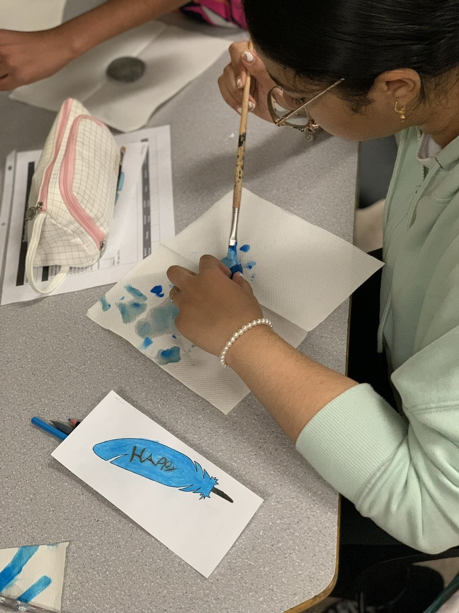 Gr. 6 students learned about the history of residential schools and read the story “Trudy’s Rock Story.” Through the story, they learned how to process and release their emotions by putting their feelings into rocks. @prairieskycbe #NationalDayForTruthAndReconciliation