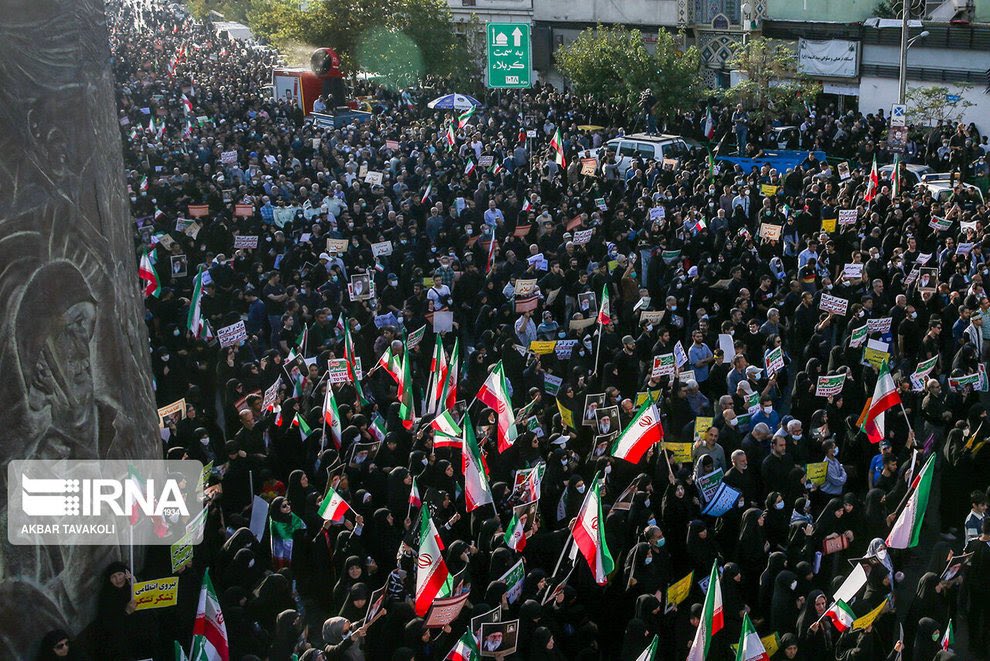 iran_military's tweet photo. #Iranian #Revolution 🇮🇷 ❤️ https://t.co/AZAXHftpJI