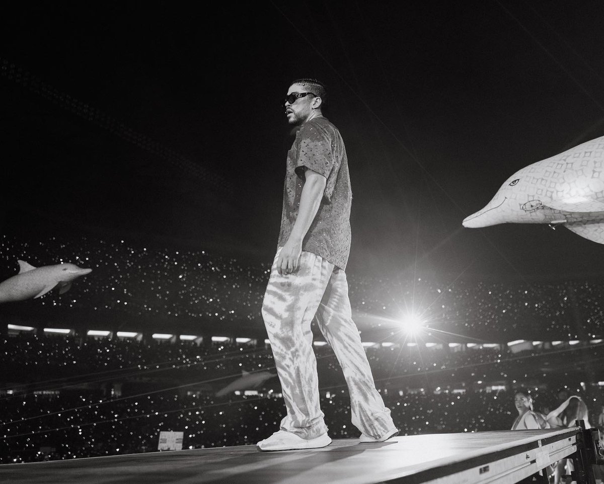 bad bunny pics on Twitter "Bad Bunny Phoenix, AZ"