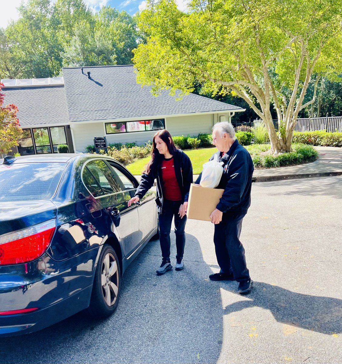 ICareAtlanta's tweet image. Today at Dunwoody Village Apartment.