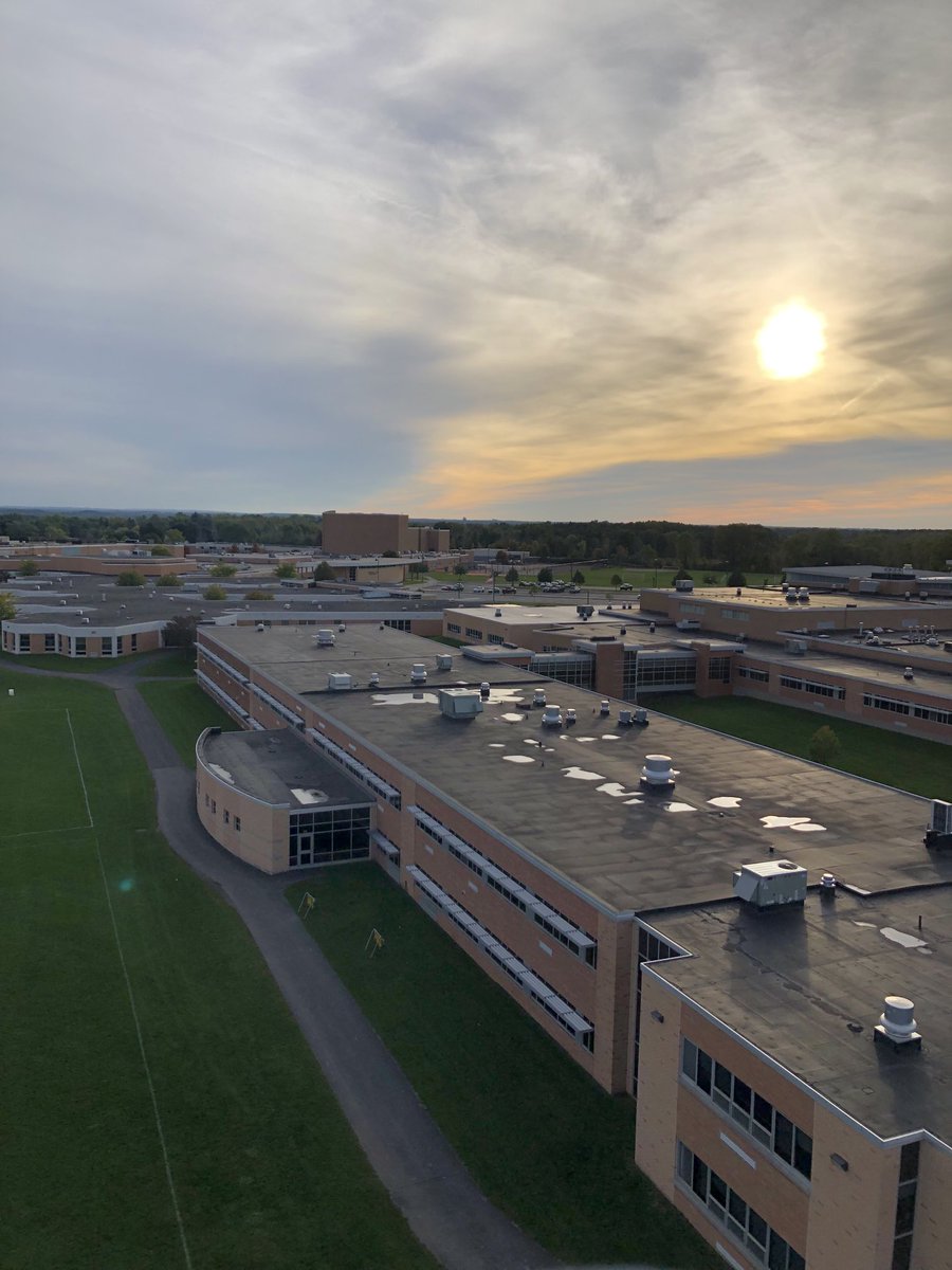 CCCSDOrologio's tweet image. Come Celebrate with us - thanks for the ping pong drop, Mrs. Daly! (And view)