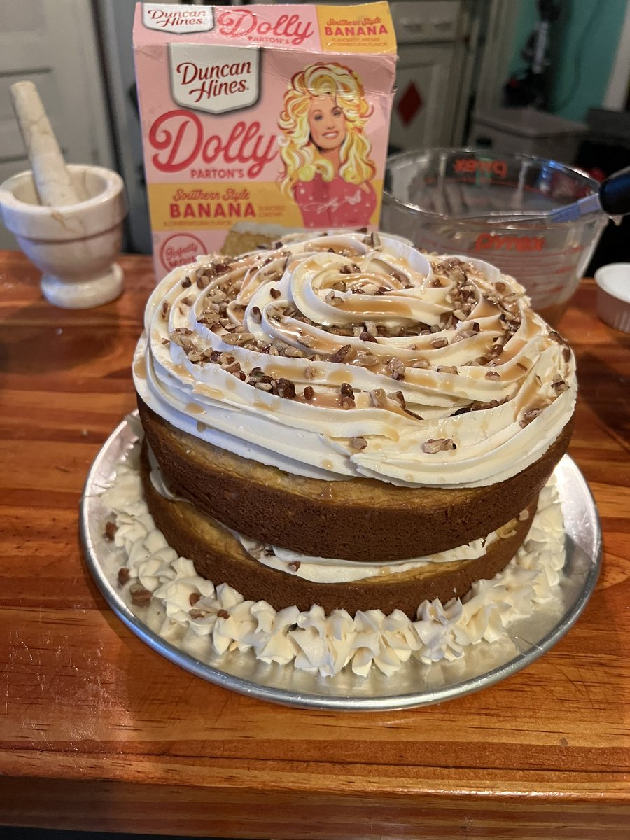 ClayGoodpasture's tweet photo. It’s a sloppy mess… just like that hussy Jolene.  I’m not sure @DollyParton would approve of this cake but maybe @NailedIt will give me a call 😂💀        🍌🍌🍌🍌🍌🍌🍌🍌🍌🍌🍌🍌🍌🍌 https://t.co/kYnMz3EjCB