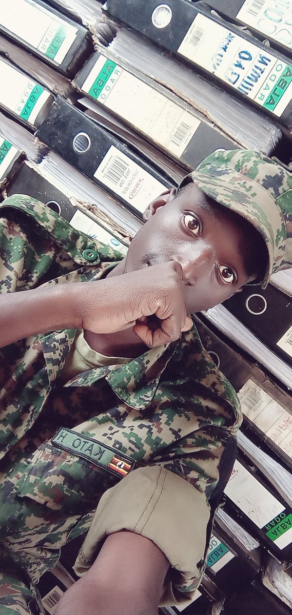 KatoshG's tweet photo. Boredom https://t.co/u3AeBQvF81
