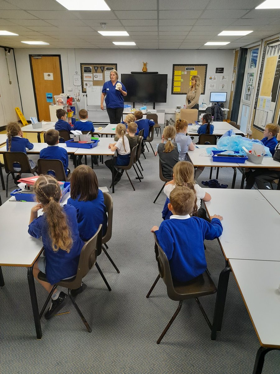 HighgateSileby's tweet photo. Year 2 learned so much from Emily &amp; Jo (Watermead Dental Surgery) in their science today... thanks @LisaTur93326818 for organising this... https://t.co/ACkgfstJem