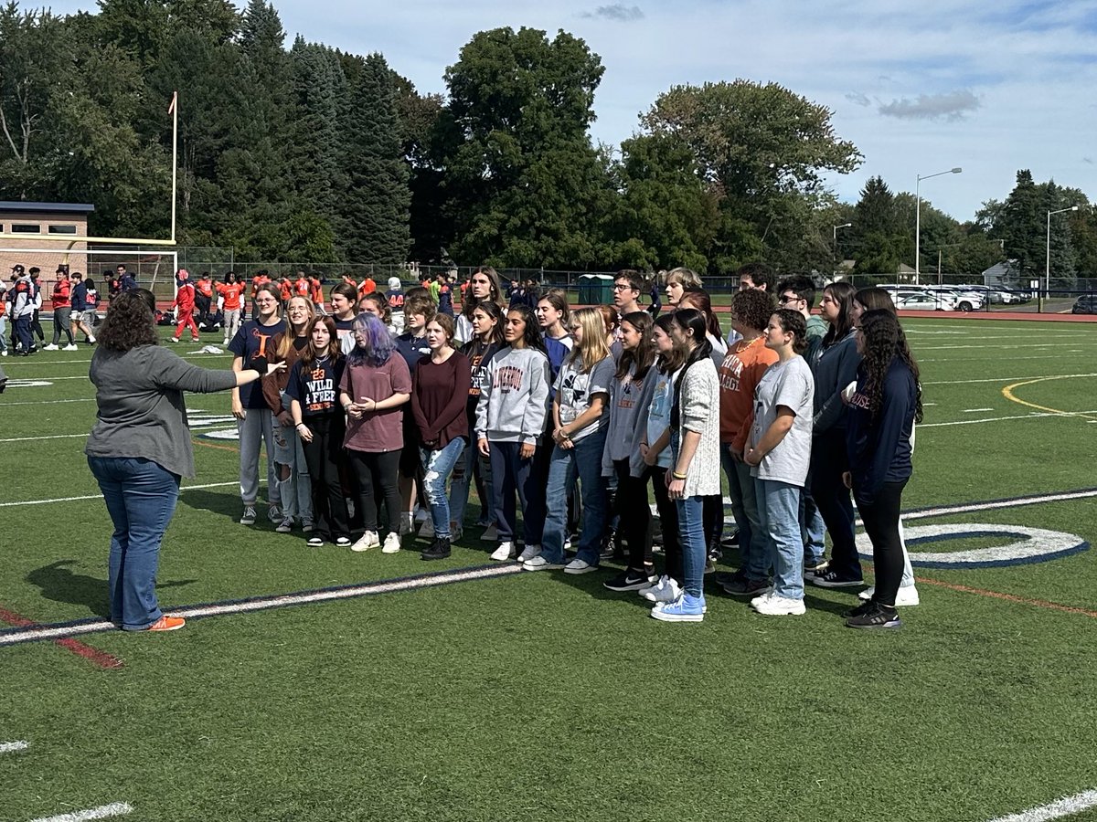 BrettRWoodcock's tweet photo. Perfect celebration of all that is good at the Pep Rally this afternoon. Great kids + Great staff = Great School #LHSHomecoming https://t.co/0kgRtTq2e1