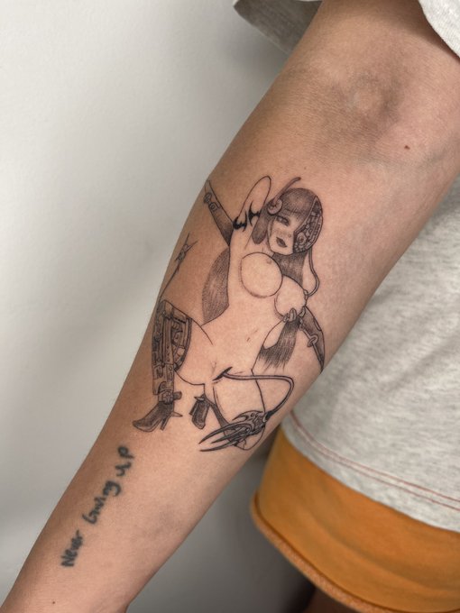 Watch Lauren Jasmine's leaked NSFW photo on TwXstars