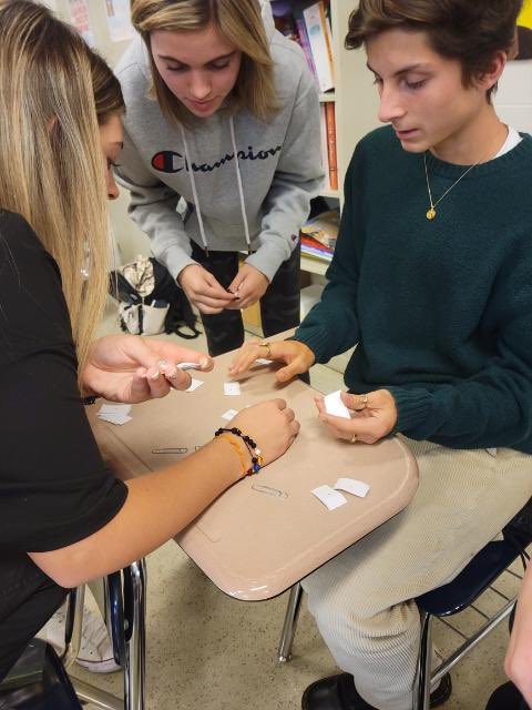 ConnerHigh's tweet photo. students in Spanish 3 and NKU 101 played fun review games for their test next week. https://t.co/aOsEwwfcC8